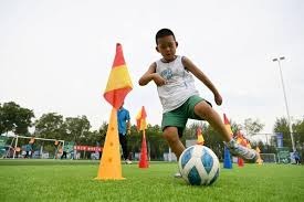 3：2！英超神剧情：B费定位球3连击，新援红牌…